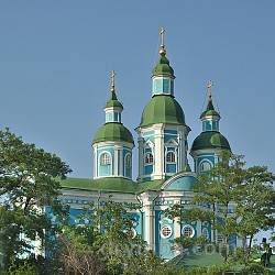 Купола Спасо-Преображенского собора Красногорского монастыря