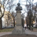 Пам'ятник Миколі Гоголю (м.Харків)