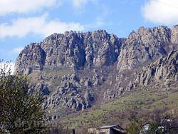 Гірський масив Демерджи (західна частина з боку с. Лучисте)