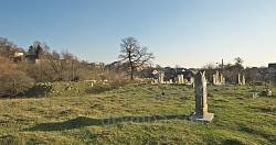 Еврейское кладбище занимает большую площадь