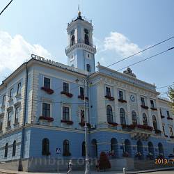 Чернівецька ратуша