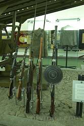 Дніпропетровський історичний музей. Зброя часів 2 світової