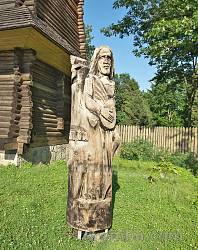 Дерев'яна скультптура на давньоруський мотив