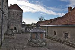 Свиржский замок. Нижний дворик