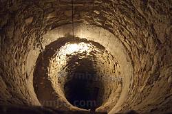 Криниця у підземеллі Олеського замку
