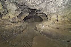 Страдчанская пещера и пещерный храм Божией Матери Нерушимой стены
