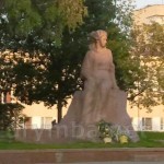 Новоград-Волынский. Памятник Лесе Украинке 