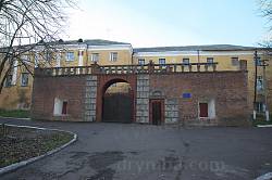 Въездные оборонительные ворота Олыкского замка