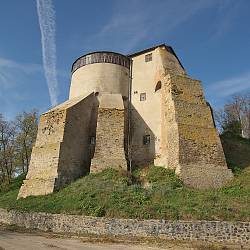 Башня "Каменная" (замок, г.Острог, Ровенская обл.)