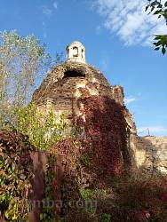 Башня, оборонные муры монастыря бригиток (руины, г.Сокаль, Львовская обл.)