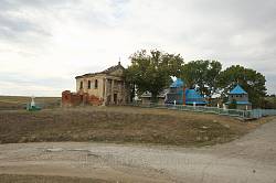 Костел св.Кирила та церква св. Миколая у Висічці