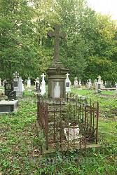 Кладбище вокруг церкви св. Дмитрия