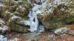 Водопад Каменный зимой