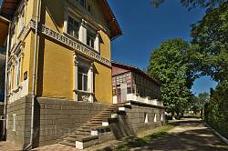 Палац та маєток графа Козібродського